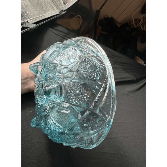 VTG McKee Fentec pattern pressed glass floral/diamond ombre blue bowl/dish - Picture 4 of 4